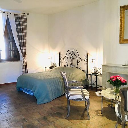 La Vieille Demeure Hotel Torreilles Bagian luar foto