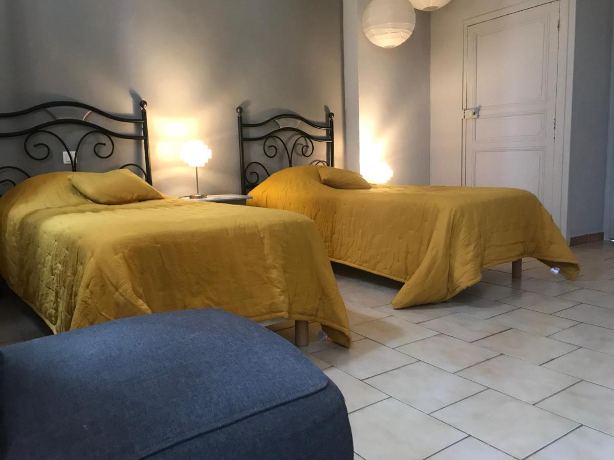 La Vieille Demeure Hotel Torreilles Bagian luar foto