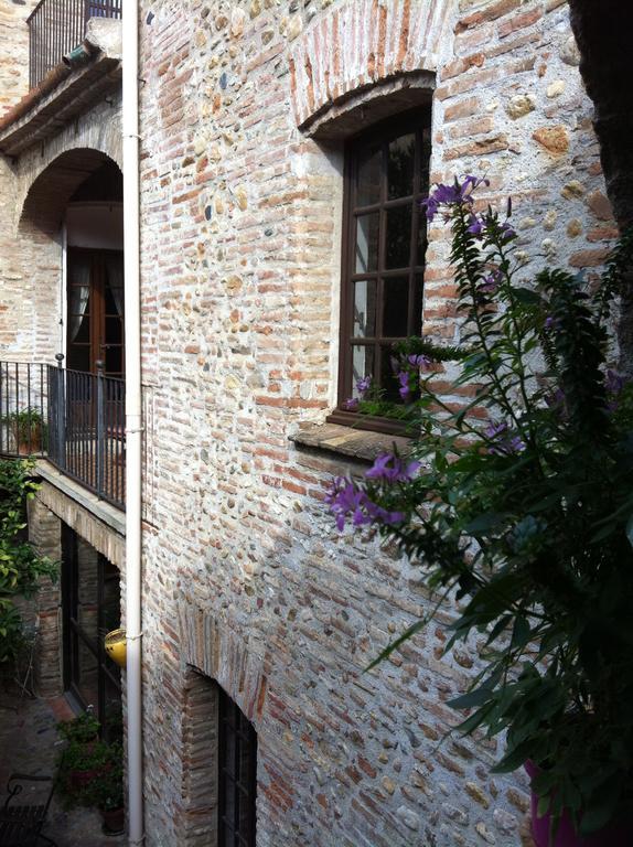 La Vieille Demeure Hotel Torreilles Bagian luar foto