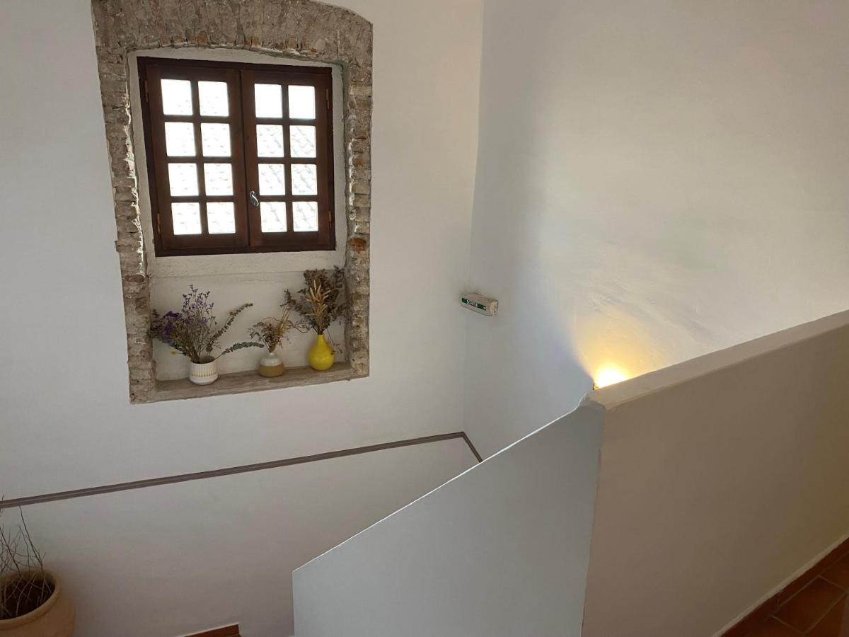 La Vieille Demeure Hotel Torreilles Bagian luar foto