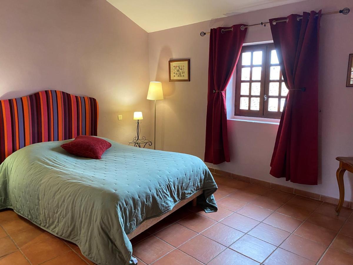 La Vieille Demeure Hotel Torreilles Bagian luar foto