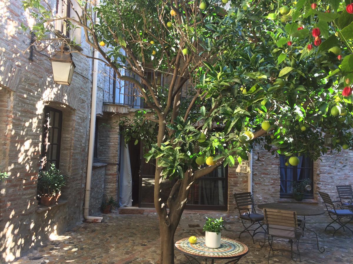 La Vieille Demeure Hotel Torreilles Bagian luar foto