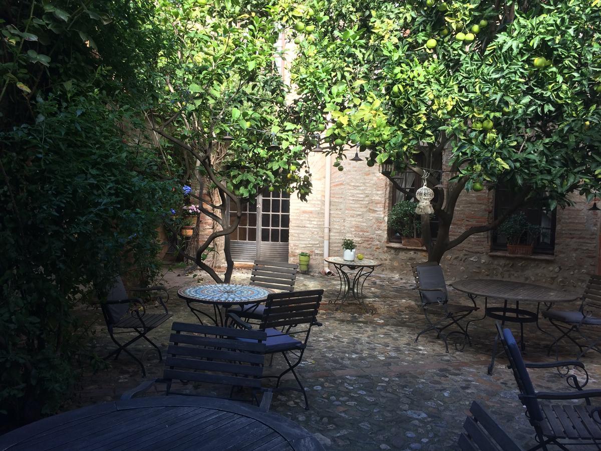 La Vieille Demeure Hotel Torreilles Bagian luar foto